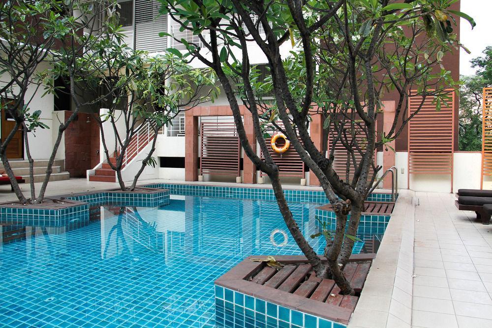 Furamaxclusive Sathorn, Bangkok Hotel Exterior foto