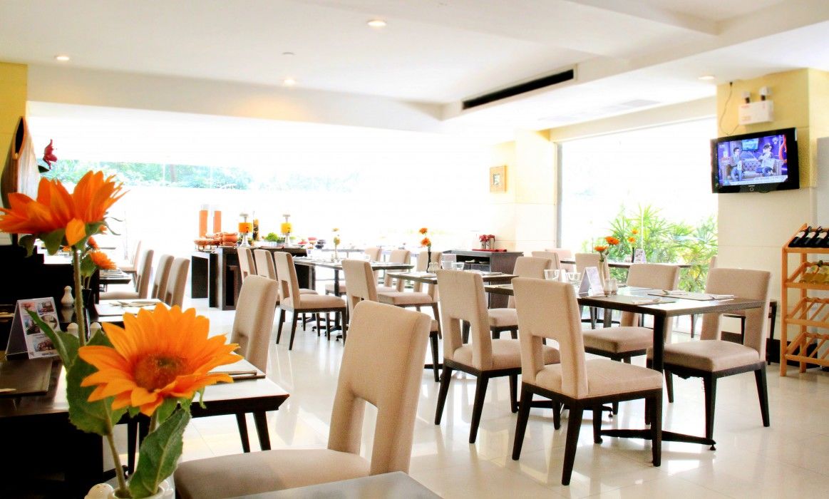 Furamaxclusive Sathorn, Bangkok Hotel Exterior foto